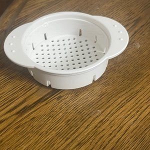 Pampered Chef Plastic Food Vegetable Fruit Can Strainer Drainer #2495 White